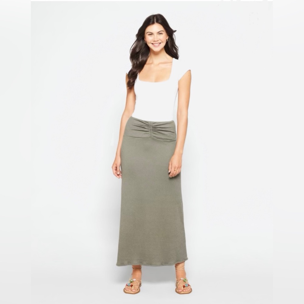 KAILEIGH Rae Ruched Maxi Skirt